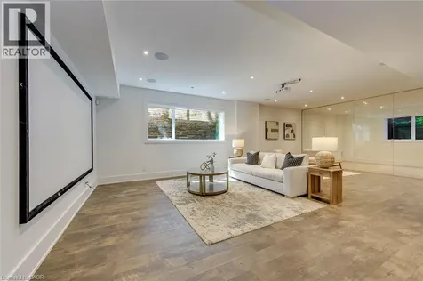 2104 Devon Road Oakville ON L6J 2N2