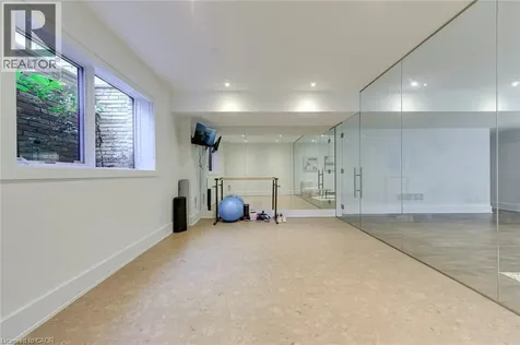 2104 Devon Road Oakville ON L6J 2N2