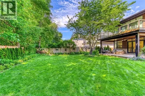 2104 Devon Road Oakville ON L6J 2N2
