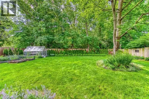 2104 Devon Road Oakville ON L6J 2N2