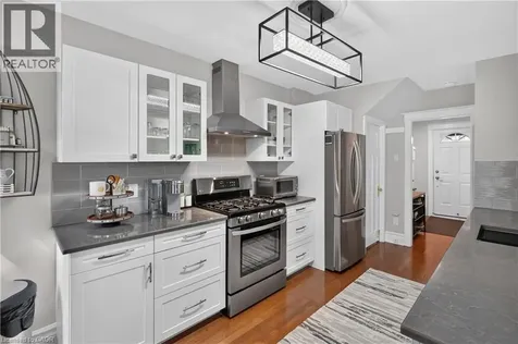 55 Cameron Avenue North Hamilton ON L8H 4Z1
