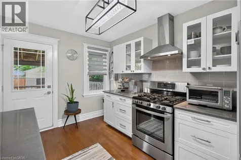 55 Cameron Avenue North Hamilton ON L8H 4Z1