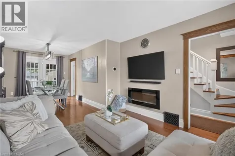 55 Cameron Avenue North Hamilton ON L8H 4Z1