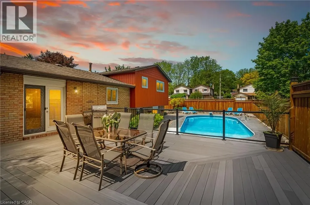 25 Burke Drive Caledonia ON N3W 1C3