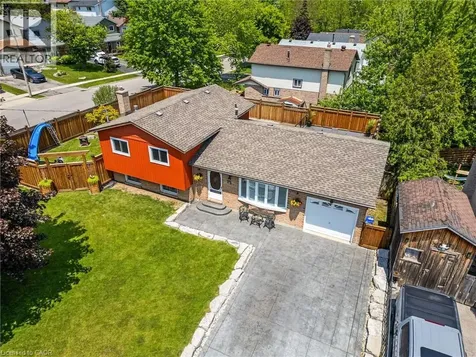 25 Burke Drive Caledonia ON N3W 1C3