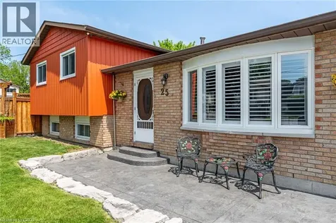 25 Burke Drive Caledonia ON N3W 1C3