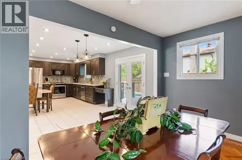 25 Burke Drive Caledonia ON N3W 1C3
