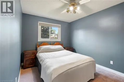 25 Burke Drive Caledonia ON N3W 1C3