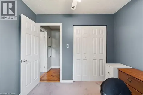 25 Burke Drive Caledonia ON N3W 1C3