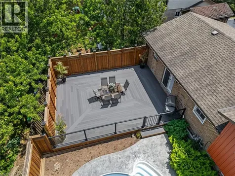 25 Burke Drive Caledonia ON N3W 1C3