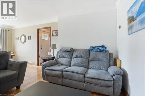 21 Weir Street North Hamilton ON L8H 5E7
