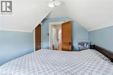 21 Weir Street North Hamilton ON L8H 5E7