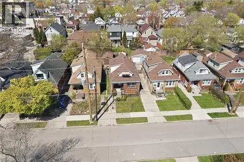 21 Weir Street North Hamilton ON L8H 5E7
