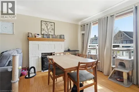 21 Weir Street North Hamilton ON L8H 5E7