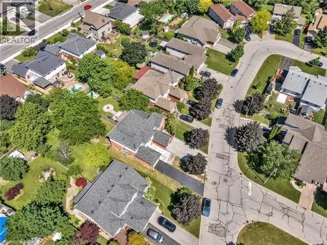 5187 Mulberry Drive Beamsville ON L3J 0J6