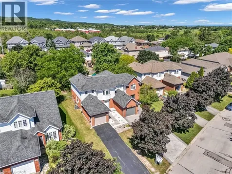 5187 Mulberry Drive Beamsville ON L3J 0J6