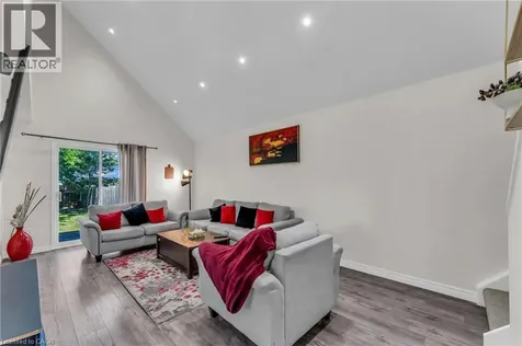 5187 Mulberry Drive Beamsville ON L3J 0J6
