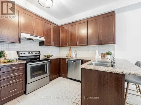 218 Roy Harper Avenue Aurora ON L4G 7C4
