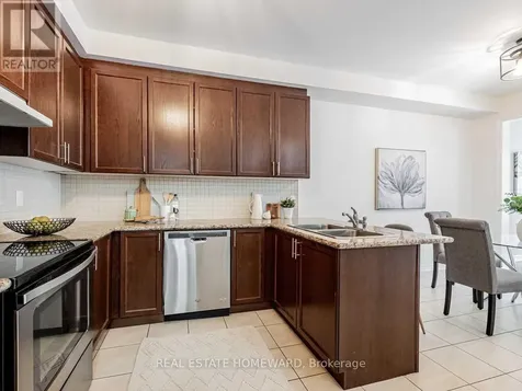 218 Roy Harper Avenue Aurora ON L4G 7C4