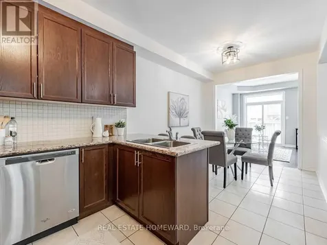 218 Roy Harper Avenue Aurora ON L4G 7C4