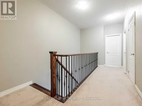 218 Roy Harper Avenue Aurora ON L4G 7C4