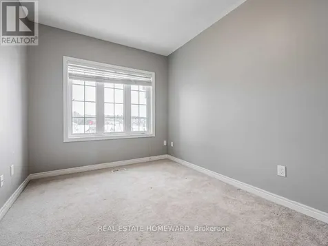 218 Roy Harper Avenue Aurora ON L4G 7C4