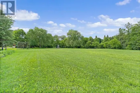 19 Old Pavillion Road Caledon ON L7C 3J8