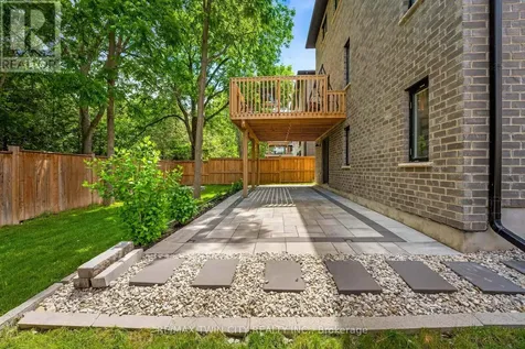 248 Otterbein Road Kitchener ON N2B 0A8