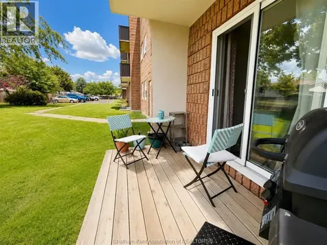 276 Merritt Avenue Chatham ON N7M 5T8