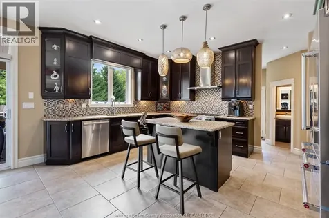 1339 Tuscany Oaks Drive Lasalle ON N9J 0B6