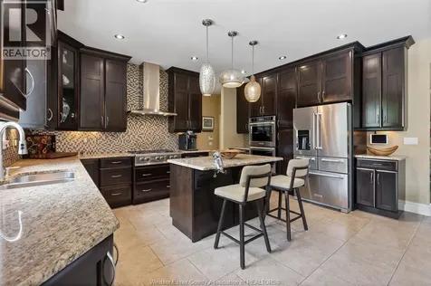 1339 Tuscany Oaks Drive Lasalle ON N9J 0B6