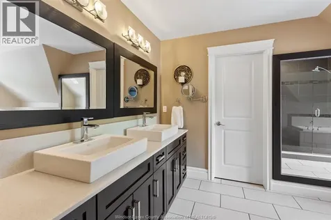 1339 Tuscany Oaks Drive Lasalle ON N9J 0B6