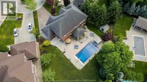 1339 Tuscany Oaks Drive Lasalle ON N9J 0B6