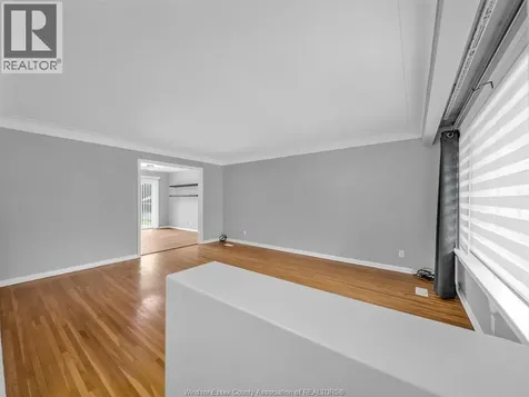 2528 Jos St. Louis Windsor ON N8T 2M5