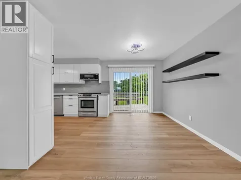 2528 Jos St. Louis Windsor ON N8T 2M5