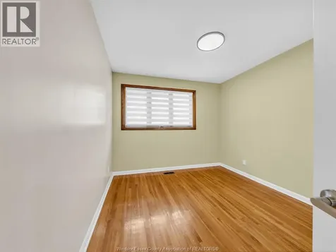 2528 Jos St. Louis Windsor ON N8T 2M5