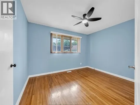 2528 Jos St. Louis Windsor ON N8T 2M5