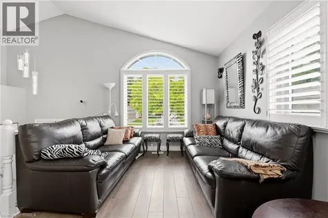 59 Morgan Drive Caledonia ON N3W 1H7
