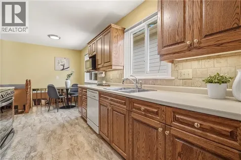 4277 Longmoor Drive Burlington ON L7L 5A4
