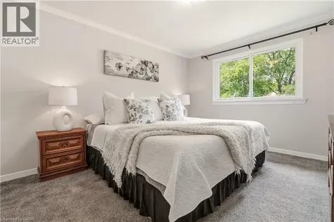 4277 Longmoor Drive Burlington ON L7L 5A4