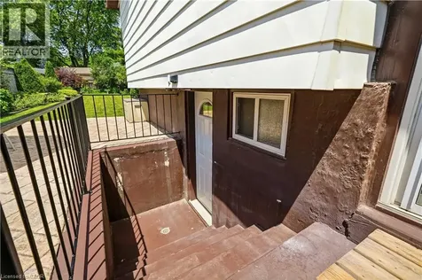 4277 Longmoor Drive Burlington ON L7L 5A4