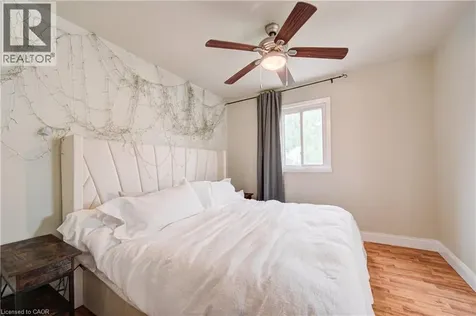 154 Grand Avenue South Cambridge ON N1S 2M4