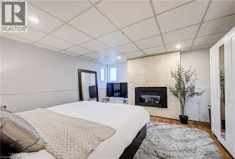 154 Grand Avenue South Cambridge ON N1S 2M4