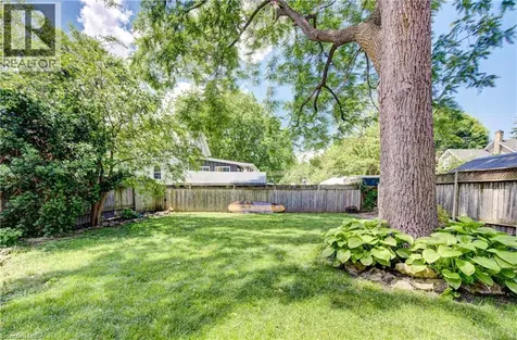 154 Grand Avenue South Cambridge ON N1S 2M4