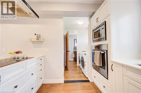 154 Grand Avenue South Cambridge ON N1S 2M4