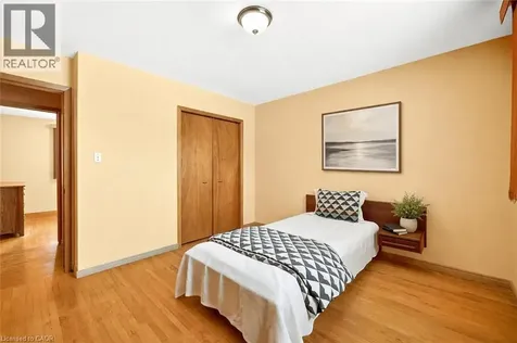 11 Pinard Street Hamilton ON L8K 6G8
