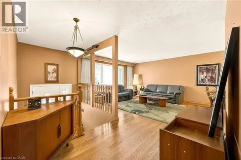 11 Pinard Street Hamilton ON L8K 6G8