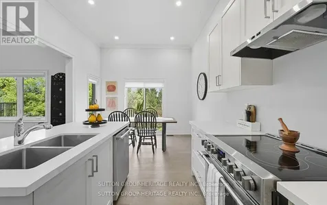25 Ballinger Way Uxbridge ON L9P 0R6