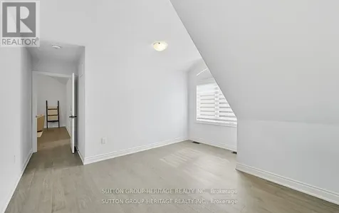 25 Ballinger Way Uxbridge ON L9P 0R6