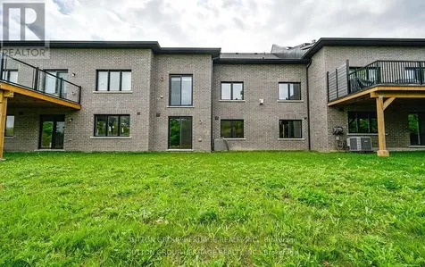 25 Ballinger Way Uxbridge ON L9P 0R6